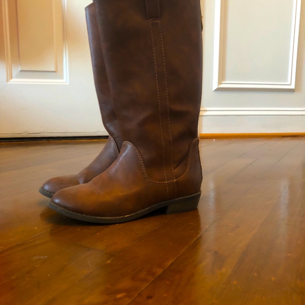 Knee high boots girls